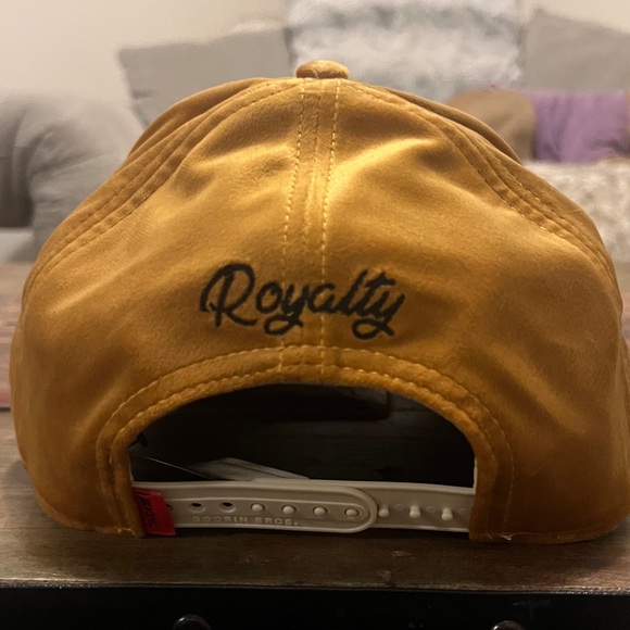 LION - GOORIN BROS. limited “ROYALTY” edition. Yellow Cap / mustard cap - NEW - Picture 4 of 10